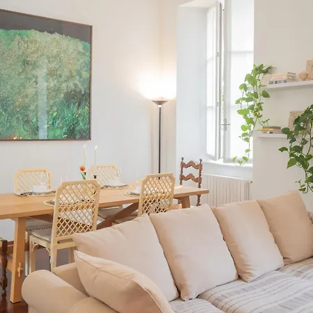 Filanda - Lakefront In By Rent Apartment *