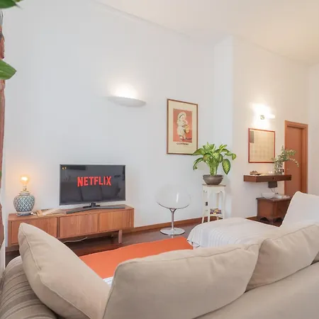 Filanda - Lakefront In By Rentallcomo Apartment *